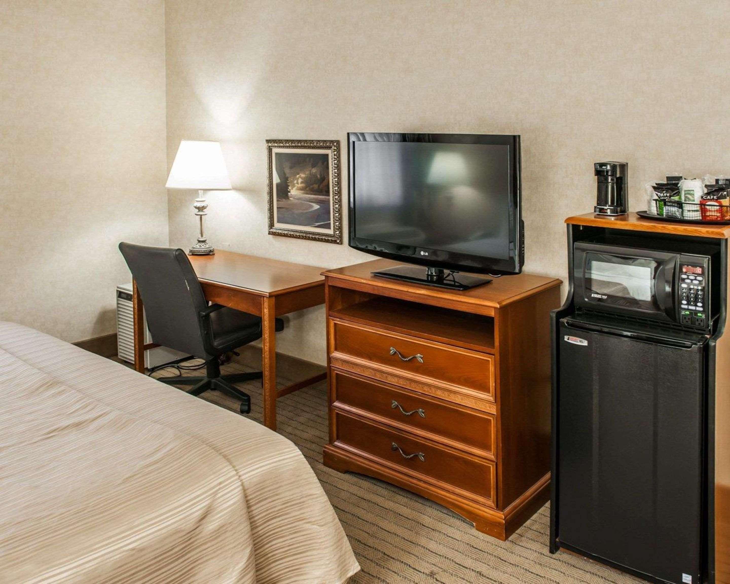 Quality Inn Indianapolis Castleton Esterno foto